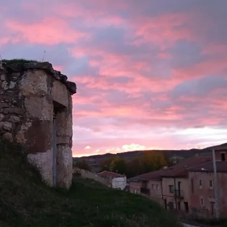 Casa De Aldea *