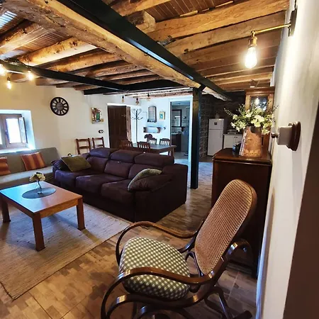 Hébergement de vacances Casa De Aldea *